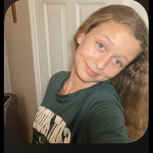 Meet your Posher, Adele